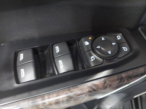 Used 2019 GMC Sierra 1500 Denali AWD/4WD image 18