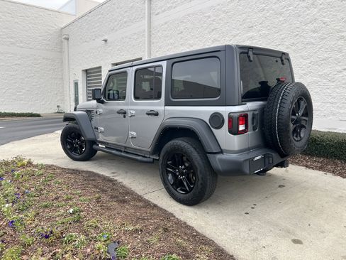 Used 2021 Jeep Wrangler Unlimited Sport image 8