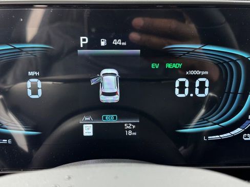 New 2026 Kia Niro EX FWD image 20