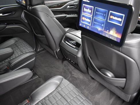 Used 2022 Cadillac Escalade Sport Platinum image 40