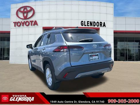 New 2026 Toyota Corolla Cross LE FWD image 8