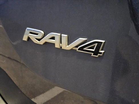 Used 2013 Toyota RAV4 Limited image 10