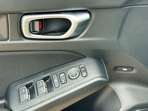 Certified 2023 Honda Civic Sport image 17