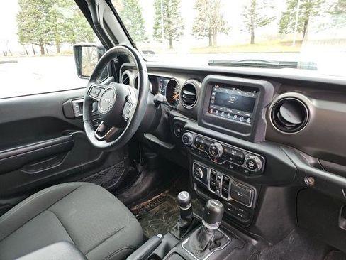 Used 2019 Jeep Wrangler Unlimited Sport S image 14