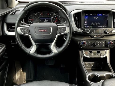 Certified 2024 GMC Terrain SLT image 7