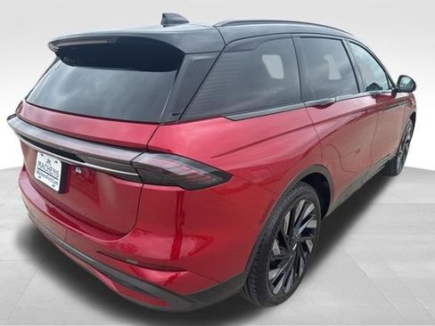 New 2026 Lincoln Nautilus Reserve w/ Jet Appearance Package image 6