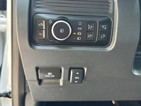 Certified 2026 Ford F250 Platinum AWD/4WD image 29