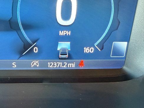 Used 2023 Ford Expedition Platinum image 14