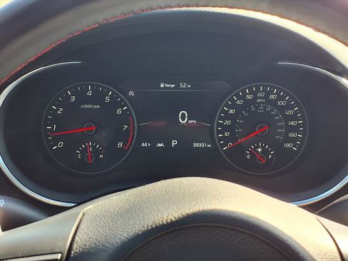 Used 2023 Kia Stinger GT2 image 18