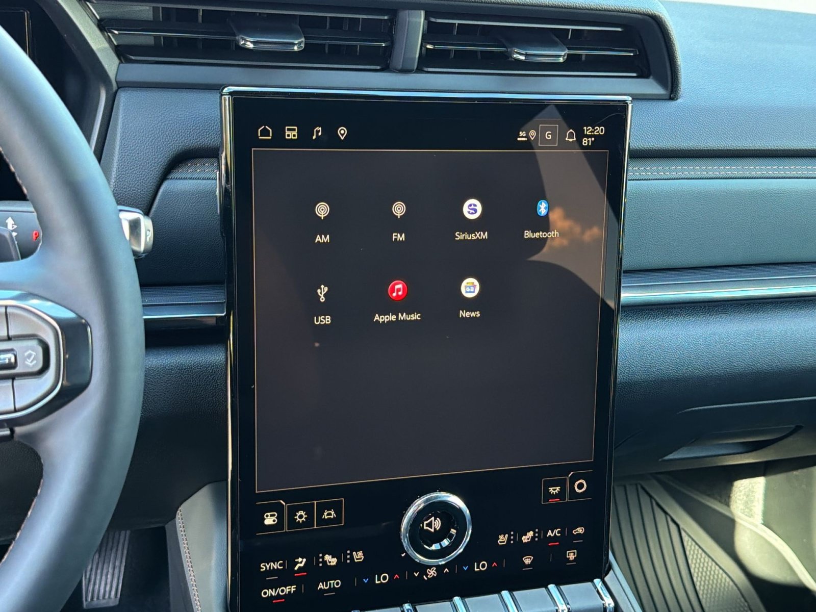 New 2027 GMC Terrain AT4 w/ Convenience Package III AWD/4WD image 18