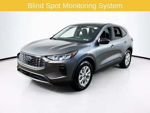 Certified 2025 Ford Escape Active AWD/4WD image 3
