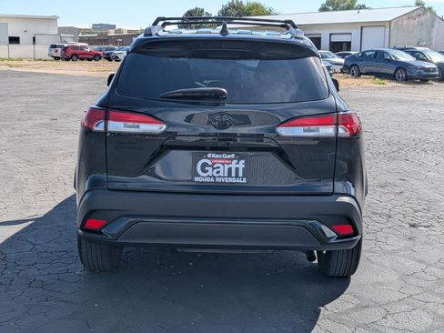 Used 2023 Toyota Corolla Cross AWD Hybrid image 7