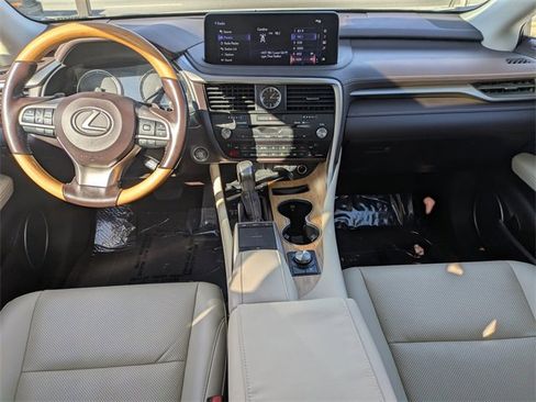 Used 2020 Lexus RX 350L FWD w/ Premium Package image 16