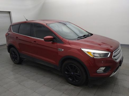 Used 2019 Ford Escape SE FWD image 11