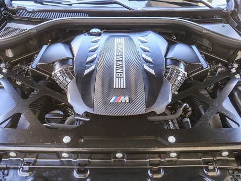 Used 2023 BMW X5 M w/ Competition Package image 24