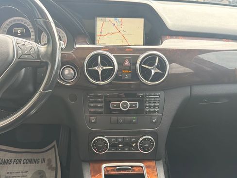 Used 2015 Mercedes-Benz GLK 350 4MATIC image 28