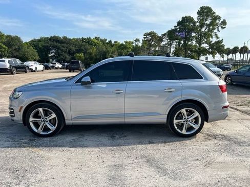 Used 2019 Audi Q7 3.0T Prestige w/ Prestige Package AWD/4WD image 18