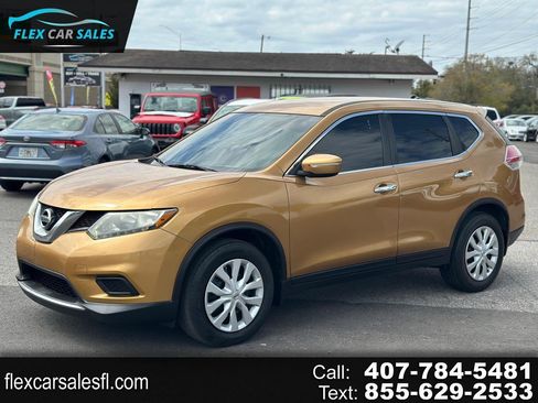 Used 2014 Nissan Rogue S image 1