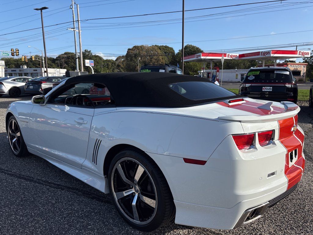Used 2011 Chevrolet Camaro SS RWD image 15