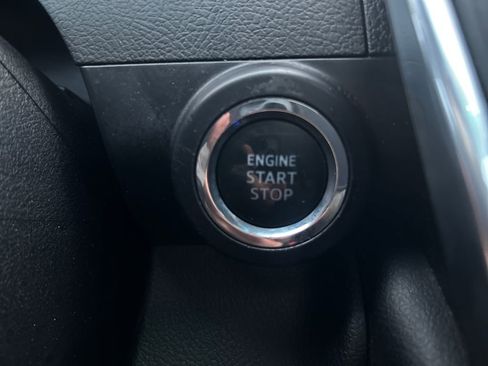 Used 2016 Toyota Camry XSE w/ Moonroof Package image 24