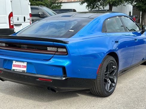 New 2026 Dodge Charger R/T image 5