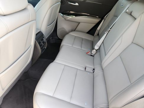 Certified 2023 Cadillac XT4 Premium Luxury w/ Technology Package FWD image 13