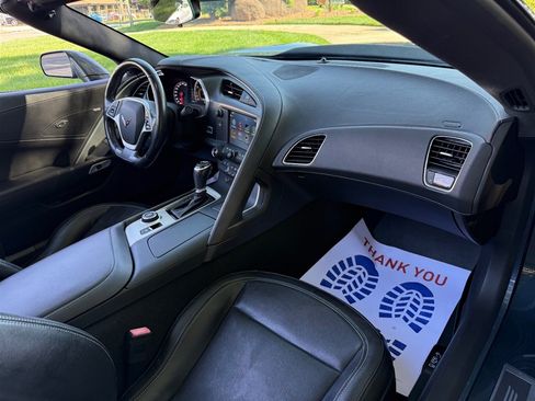 Used 2019 Chevrolet Corvette Stingray Convertible w/ 1LT RWD image 56
