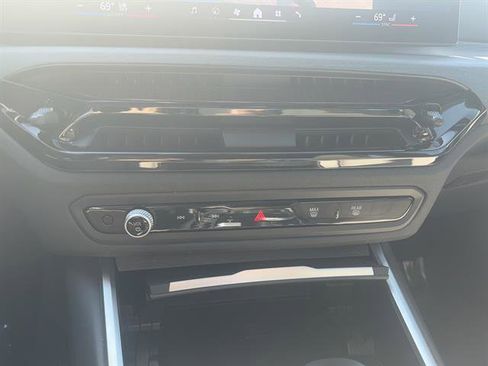 New 2025 BMW 230i xDrive Coupe w/ M Sport Package image 16