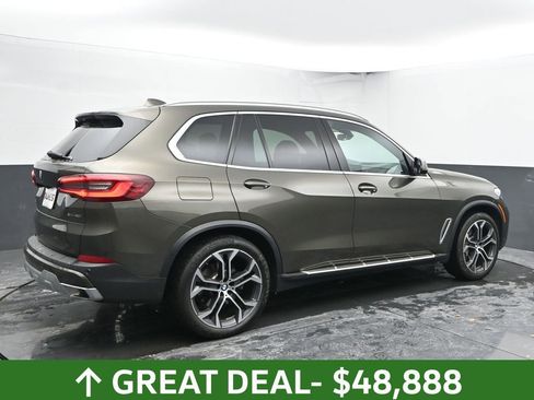 Used 2023 BMW X5 xDrive40i w/ Premium Package image 11