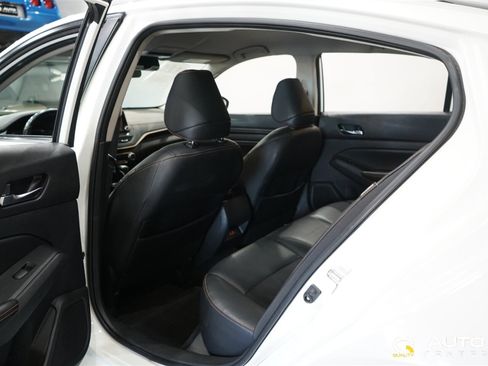 Used 2019 Nissan Altima 2.5 SR FWD image 26