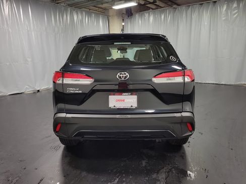Used 2025 Toyota Corolla Cross L FWD image 7