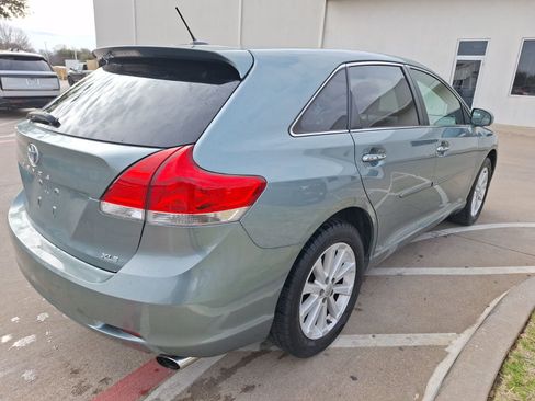 Used 2012 Toyota Venza XLE image 6