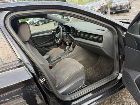 Used 2025 Volkswagen Jetta Sport FWD image 26
