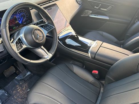 Certified 2023 Mercedes-Benz EQE 350+ 4MATIC SUV image 4