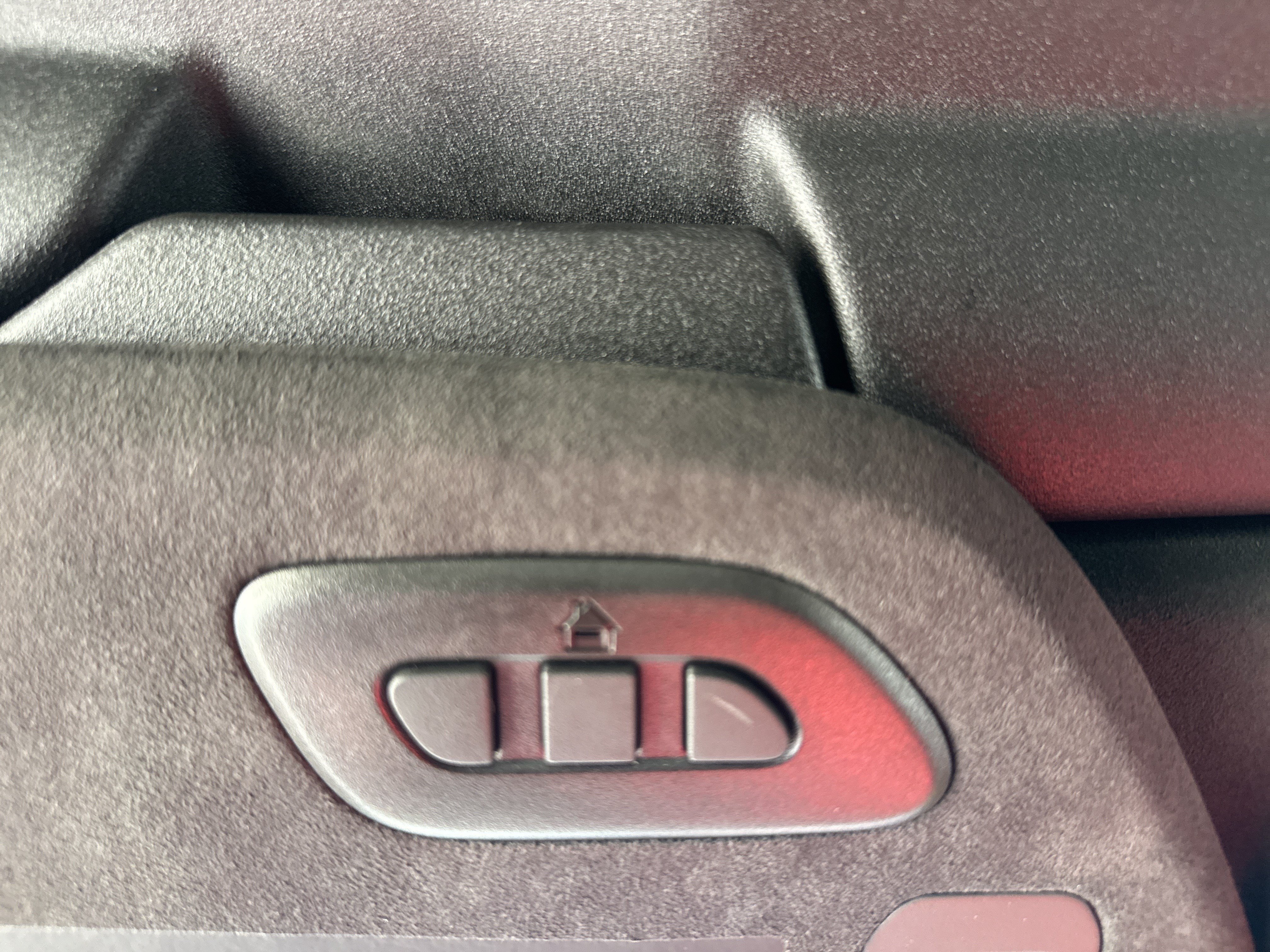 Used 2020 Chevrolet Corvette Stingray Premium Cpe w/ 3LT Preferred Equipment Group RWD image 28