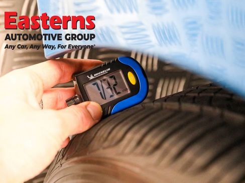 Used 2021 Toyota Prius Prime XLE w/ Carpet Mat Package (TMS) image 24