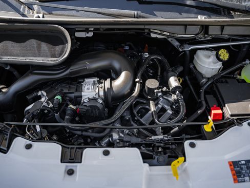 New 2026 Ford Transit 250 148 Medium Roof image 17