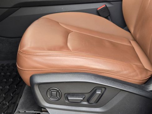 Used 2021 Audi Q7 2.0T Premium Plus w/ Premium Plus Package image 24