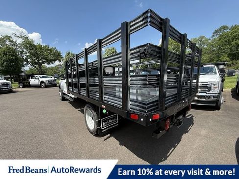 New 2025 Ford F550 4x4 Supercab Super Duty image 6