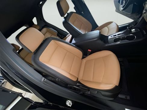 Used 2020 Chevrolet Equinox Premier w/ LPO, Floor Liner Package AWD/4WD image 18