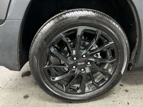 Certified 2024 GMC Terrain SLE w/ Driver Convenience Package image 32