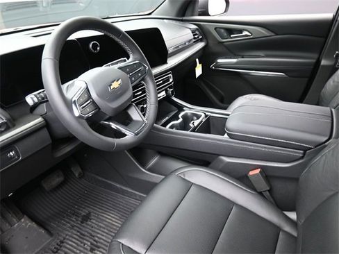 New 2026 Chevrolet Traverse LT w/ LPO, Floor Liner Package image 10