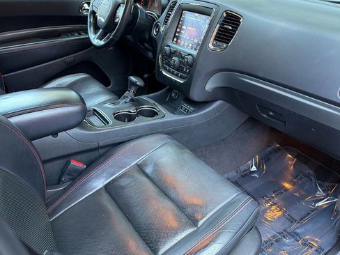 Used 2018 Dodge Durango R/T w/ Blacktop Package RWD image 34