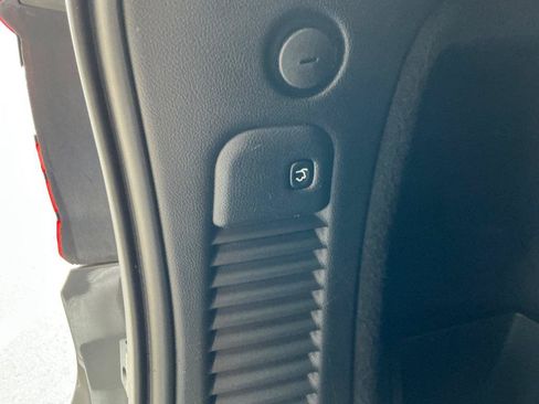Used 2022 Dodge Durango R/T RWD image 12