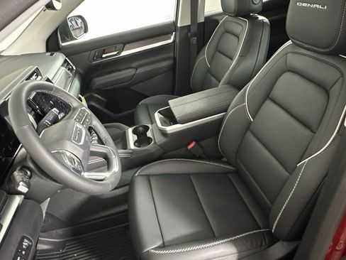 New 2026 GMC Terrain Denali w/ LPO, Floor Liner Package image 20