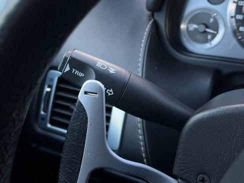 Used 2006 Aston Martin DB9 Volante image 39