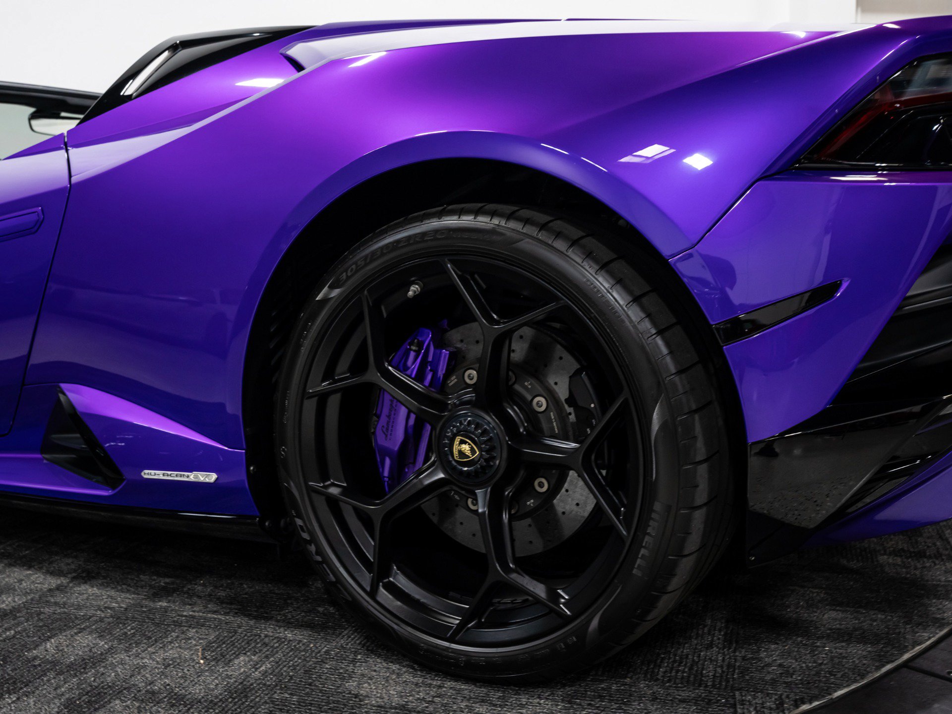 Used 2020 Lamborghini Huracan EVO AWD/4WD image 33