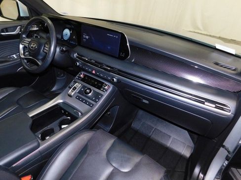 Used 2023 Hyundai Palisade Calligraphy image 18