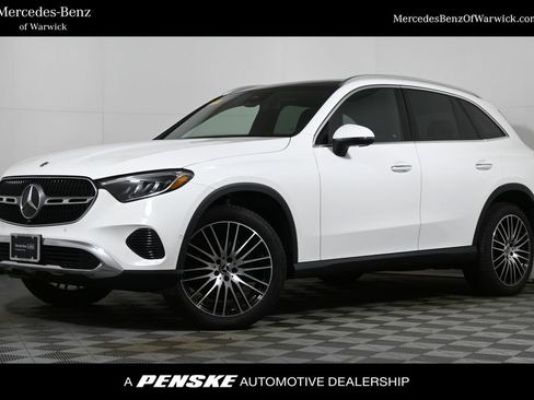 Certified 2025 Mercedes-Benz GLC 300 4MATIC image 1