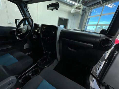 Used 2010 Jeep Wrangler Sport image 21